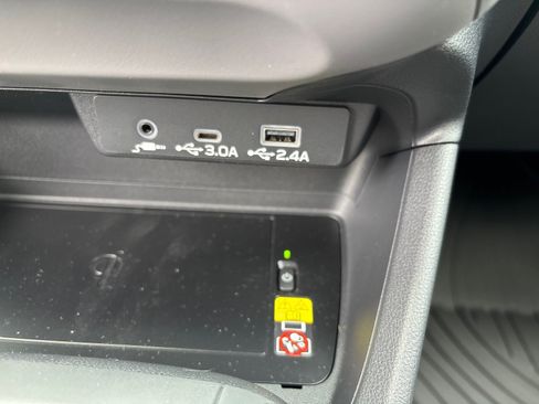 New 2026 Subaru Crosstrek 2.5i Limited w/ Crosstrek Mirror Package AWD/4WD image 24