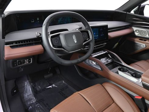New 2026 Lincoln Nautilus Reserve AWD/4WD image 12
