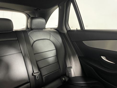 Used 2019 Mercedes-Benz GLC 300 4MATIC image 15