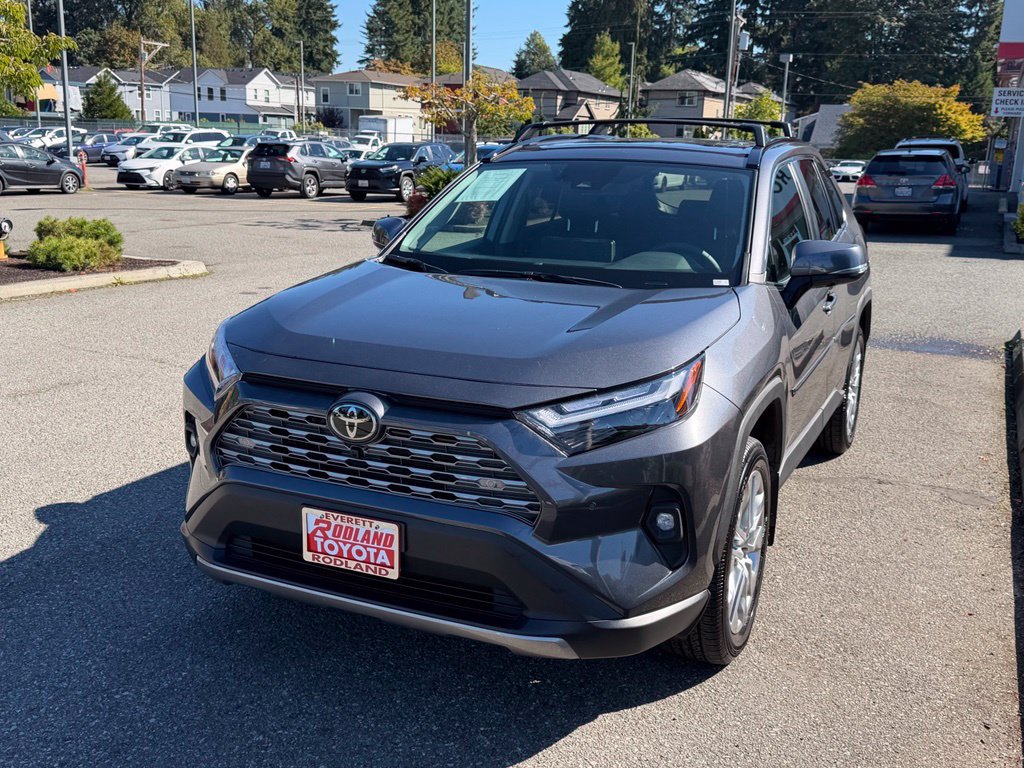 Certified 2025 Toyota RAV4 Limited w/ Advanced Technology Package AWD/4WD image 4