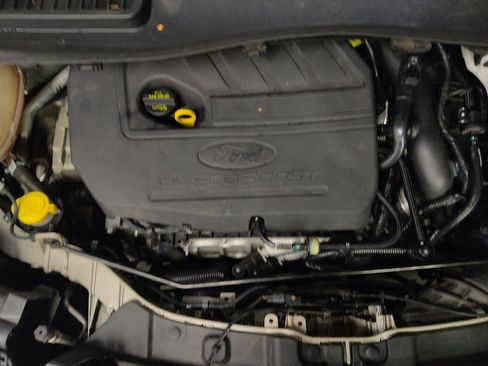 Used 2018 Ford Escape SE w/ SE Sync 3 Package FWD image 30