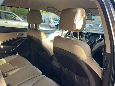 Used 2018 Hyundai Santa Fe Sport FWD image 20