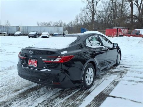 Certified 2025 Toyota Camry LE image 7