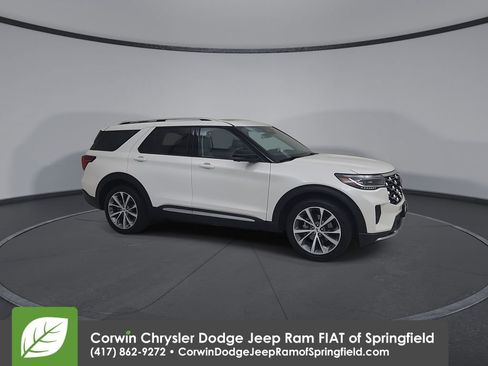 Used 2025 Ford Explorer Platinum w/ Ultimate Package RWD image 2