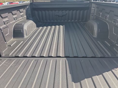 New 2026 Chevrolet Silverado 1500 LTZ w/ LTZ Premium Package AWD/4WD image 29