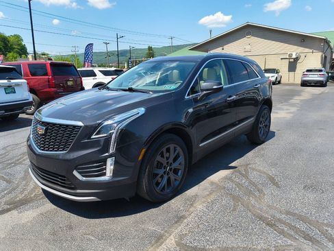 Used 2020 Cadillac XT5 Premium Luxury AWD/4WD image 4