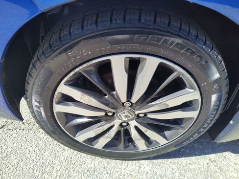 Used 2017 Honda Fit EX image 24