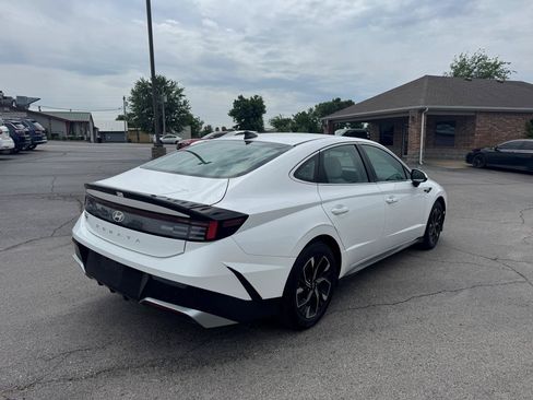 Used 2025 Hyundai Sonata SEL FWD image 6