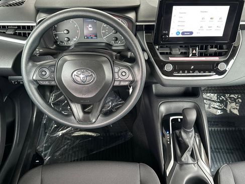 Used 2024 Toyota Corolla LE image 16