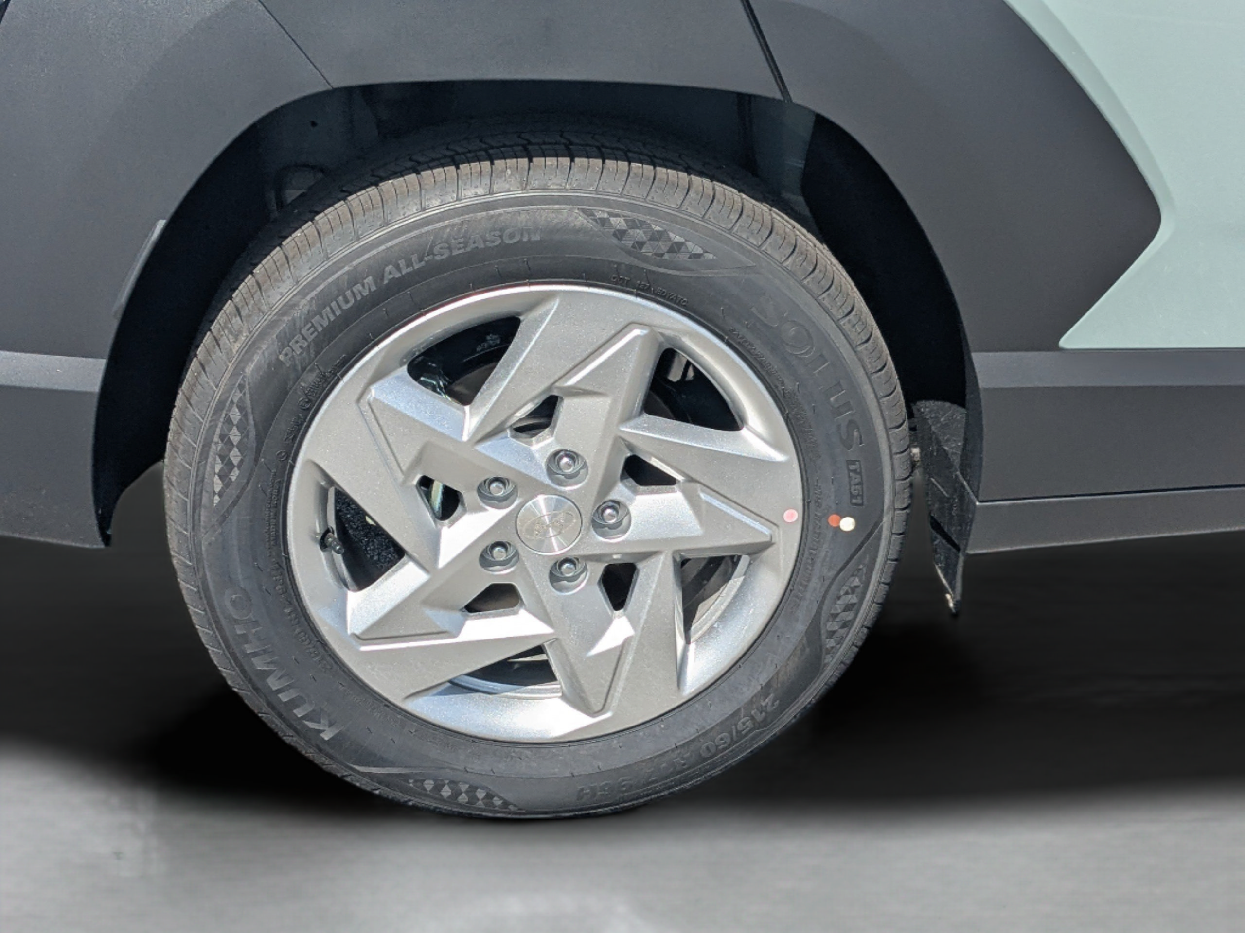 New 2027 Hyundai Kona SE FWD image 13