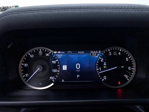 Used 2023 Land Rover Defender 110 X-Dynamic SE image 38