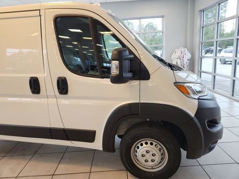 New 2025 RAM ProMaster 1500 w/ Upfitter's Prep Package FWD image 13
