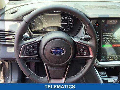 Certified 2025 Subaru Outback Premium AWD/4WD image 17