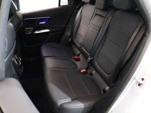 Used 2024 Mercedes-Benz GLC 300 4MATIC w/ Driver Assistance Package image 17