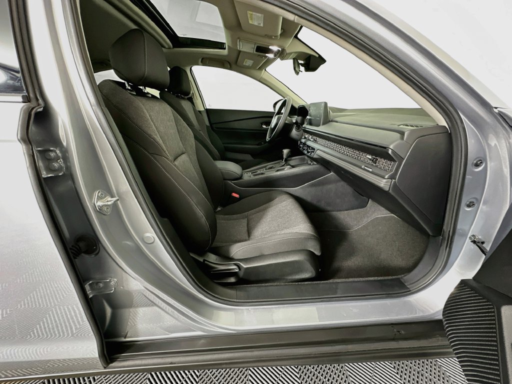 Used 2026 Honda Accord SE image 26