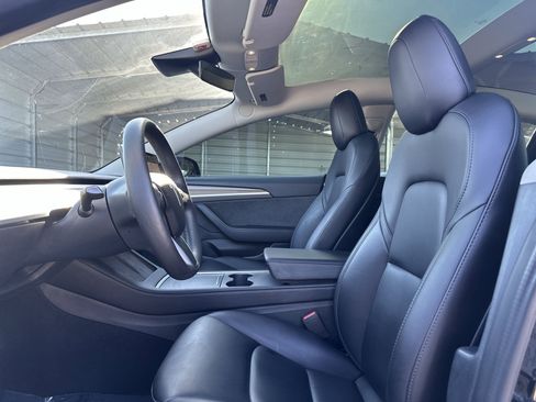 Used 2022 Tesla Model 3 Long Range AWD/4WD image 13