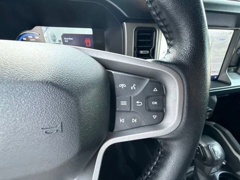 Used 2023 Ford Bronco Outer Banks AWD/4WD image 32