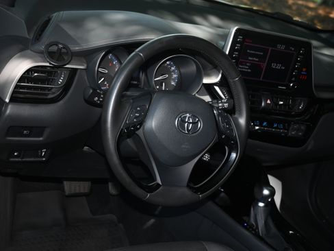 Used 2022 Toyota C-HR Nightshade FWD image 8