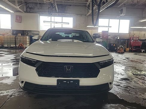 Used 2024 Honda Accord EX image 8