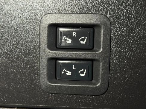 Used 2015 INFINITI QX80 2WD w/ Deluxe Technology Package image 15