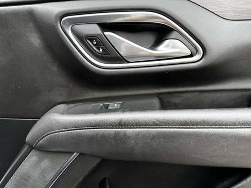 Used 2021 Chevrolet Suburban Z71 image 49