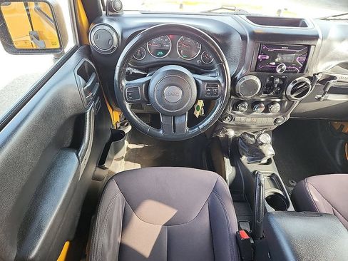 Used 2014 Jeep Wrangler Unlimited Sport w/ Quick Order Package 23S AWD/4WD image 7