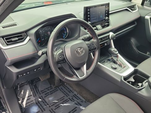 Certified 2021 Toyota RAV4 SE w/ Weather & Moonroof Package AWD/4WD image 19