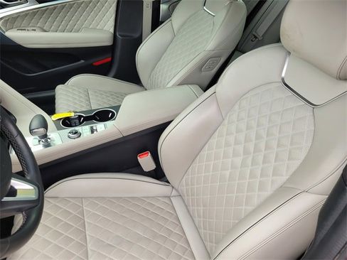 Used 2022 Genesis G70 3.3T image 15