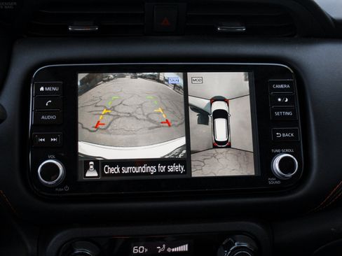Used 2023 Nissan Kicks SR FWD image 19