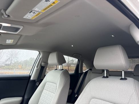 New 2026 Honda HR-V LX image 23