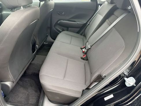 Used 2024 Hyundai Kona SE FWD image 25