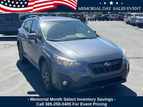Used 2022 Subaru Crosstrek 2.5i Sport w/ Moonroof Package AWD/4WD image 2