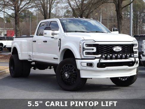 Used 2024 Ford F450 Platinum image 2