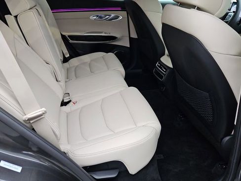 Used 2026 Genesis GV70 2.5T image 18