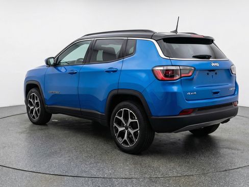 Used 2025 Jeep Compass Limited AWD/4WD image 6