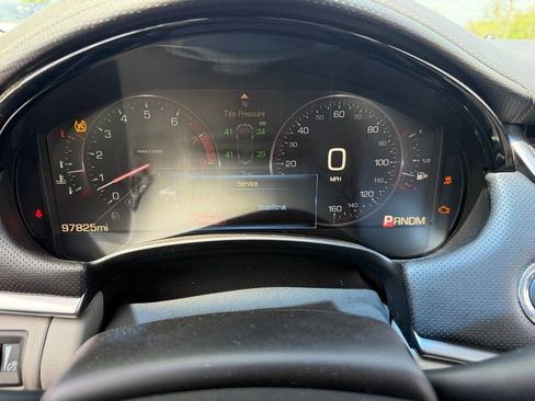 Used 2013 Cadillac XTS Premium FWD image 17