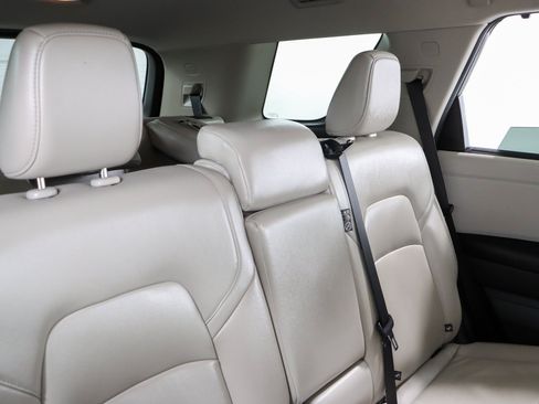 Used 2023 Nissan Pathfinder SL FWD image 28