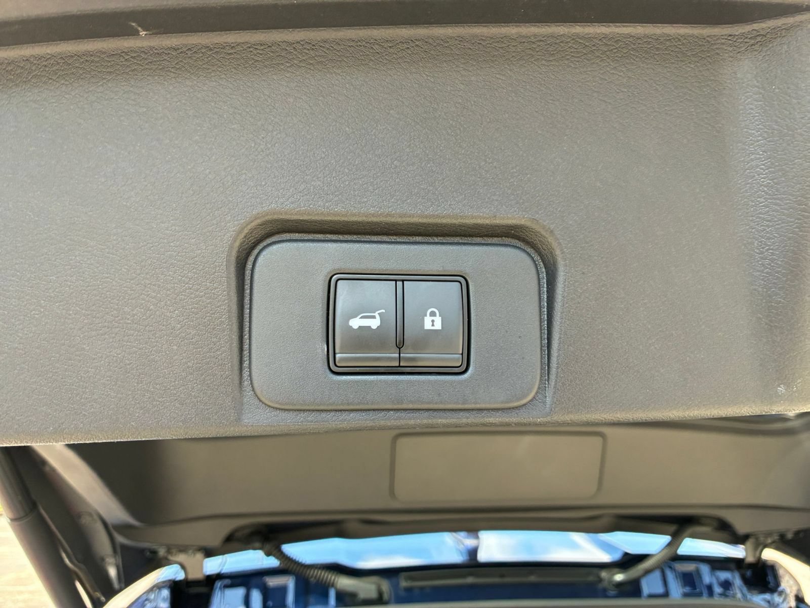 Used 2026 Nissan Rogue SV FWD image 22