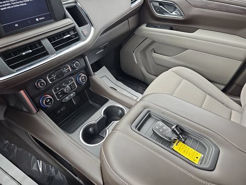Used 2023 Chevrolet Tahoe LS RWD image 25