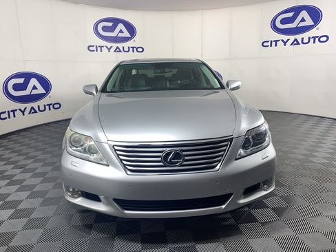 Used 2010 Lexus LS 460 L RWD image 9