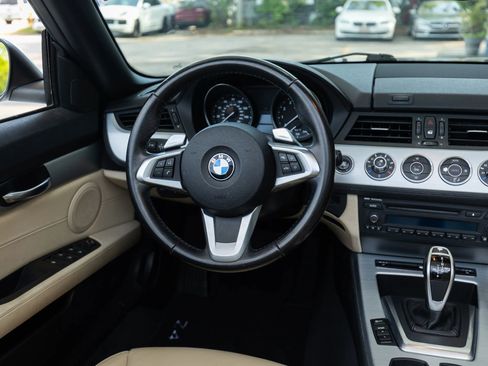 Used 2009 BMW Z4 sDrive35i RWD image 29