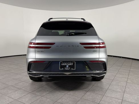 Used 2026 Genesis GV70 2.5T Advanced AWD/4WD image 10