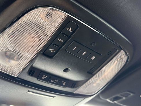 Used 2023 Dodge Durango GT AWD/4WD image 29