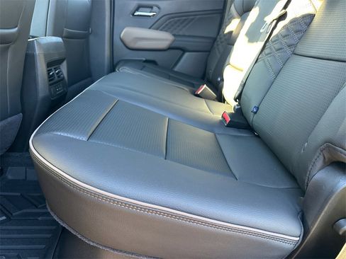 Used 2026 GMC Canyon Denali image 21