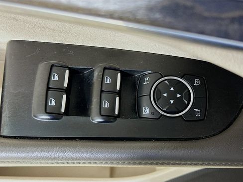 Used 2020 Lincoln Nautilus Reserve FWD image 20