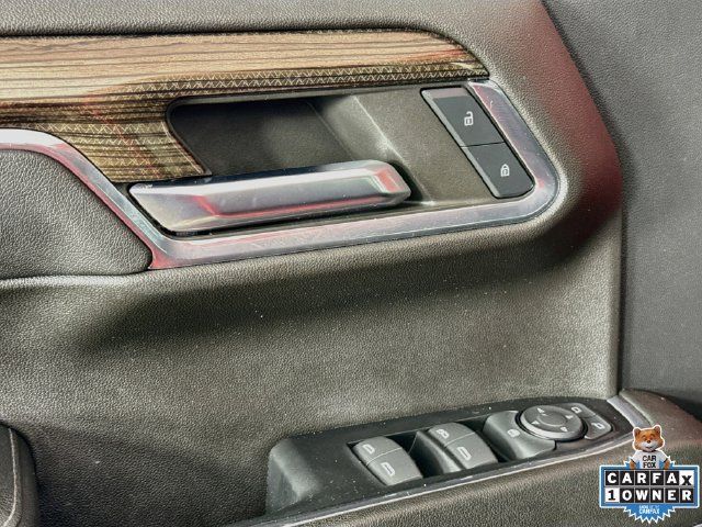 Used 2023 Chevrolet Silverado 1500 LT AWD/4WD image 19