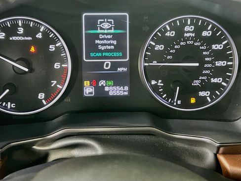 Used 2023 Subaru Outback Touring AWD/4WD image 12