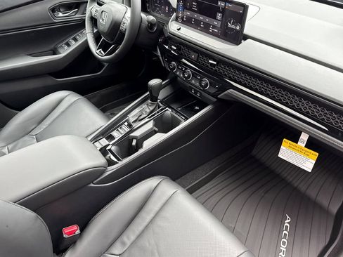 Used 2026 Honda Accord EX-L image 13