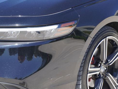 Used 2025 Honda Accord Sport image 2