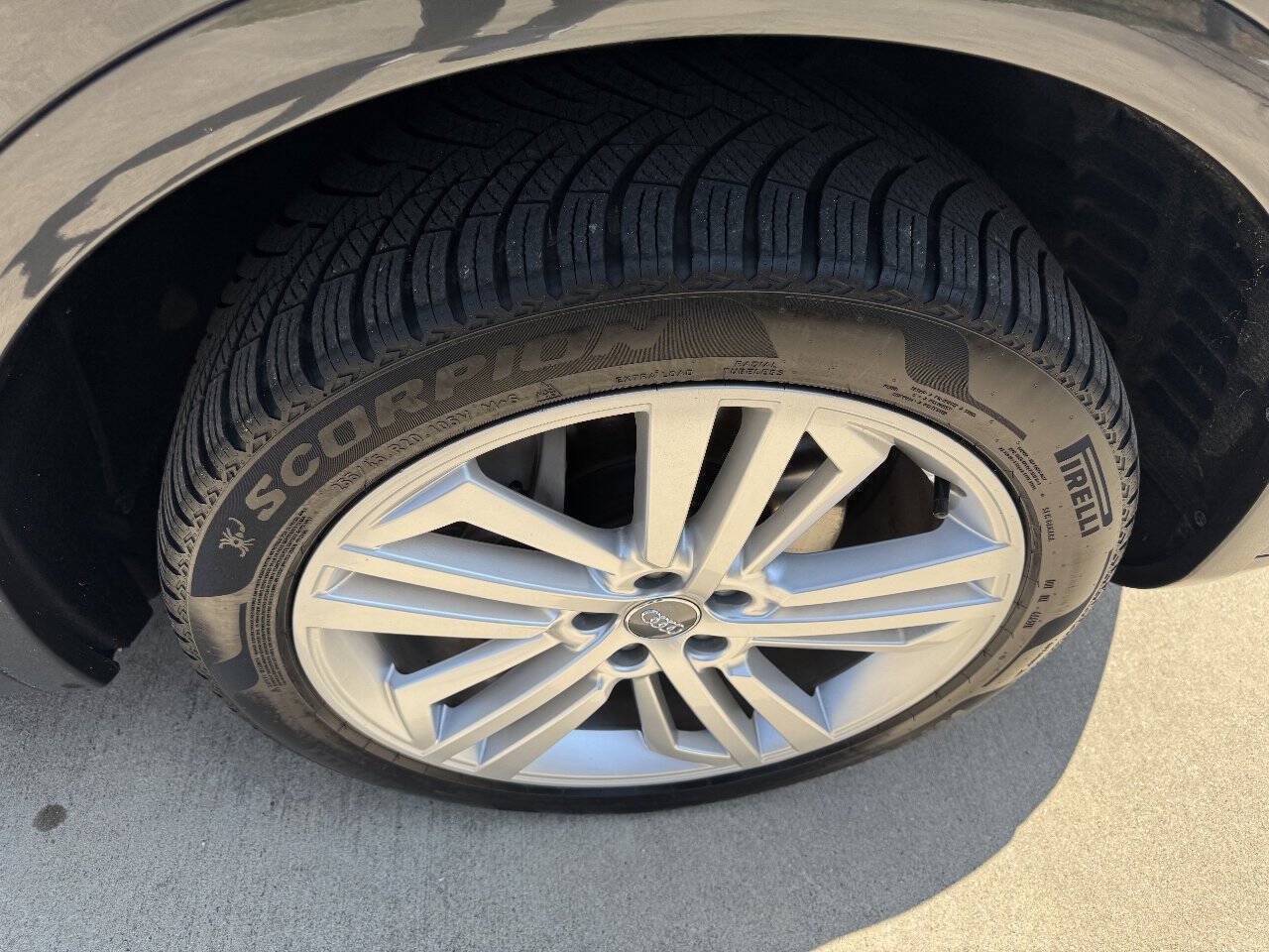 Used 2018 Audi Q5 2.0T Premium Plus w/ Premium Plus Package AWD/4WD image 17